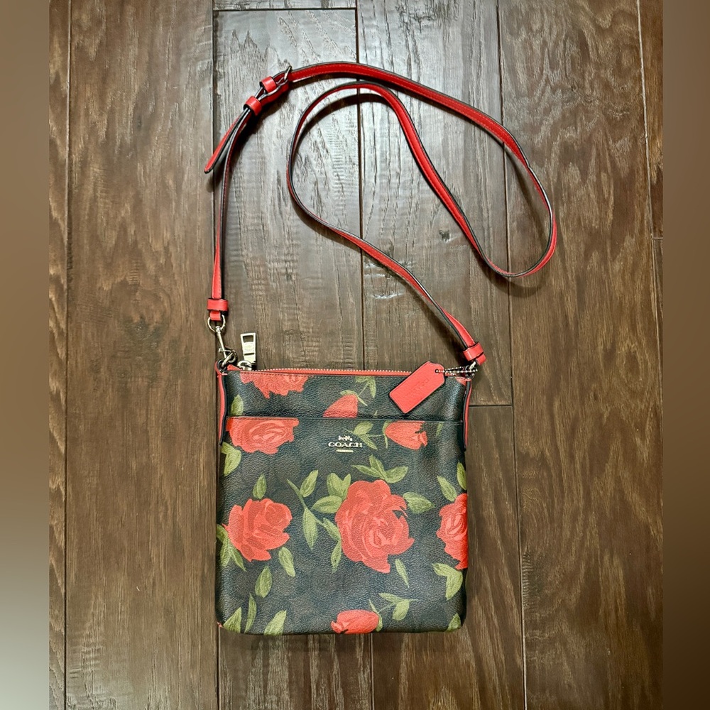 Coach Camo Rose Crossbody Bag - Red